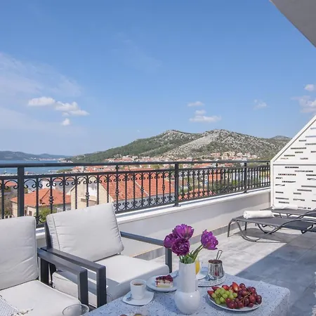 Apartment Barbara & Zoran With Heated Swimming Pool *