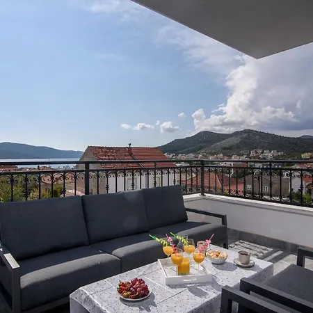 Apartment Barbara & Zoran With Heated Swimming Pool *
