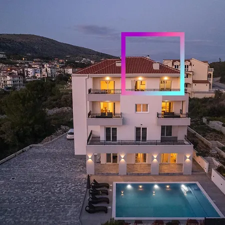 Apartment Barbara & Zoran With Heated Swimming Pool *